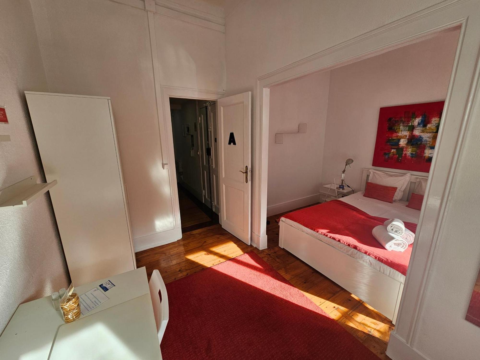 Almirante Guesthouse Лісабон Номер фото